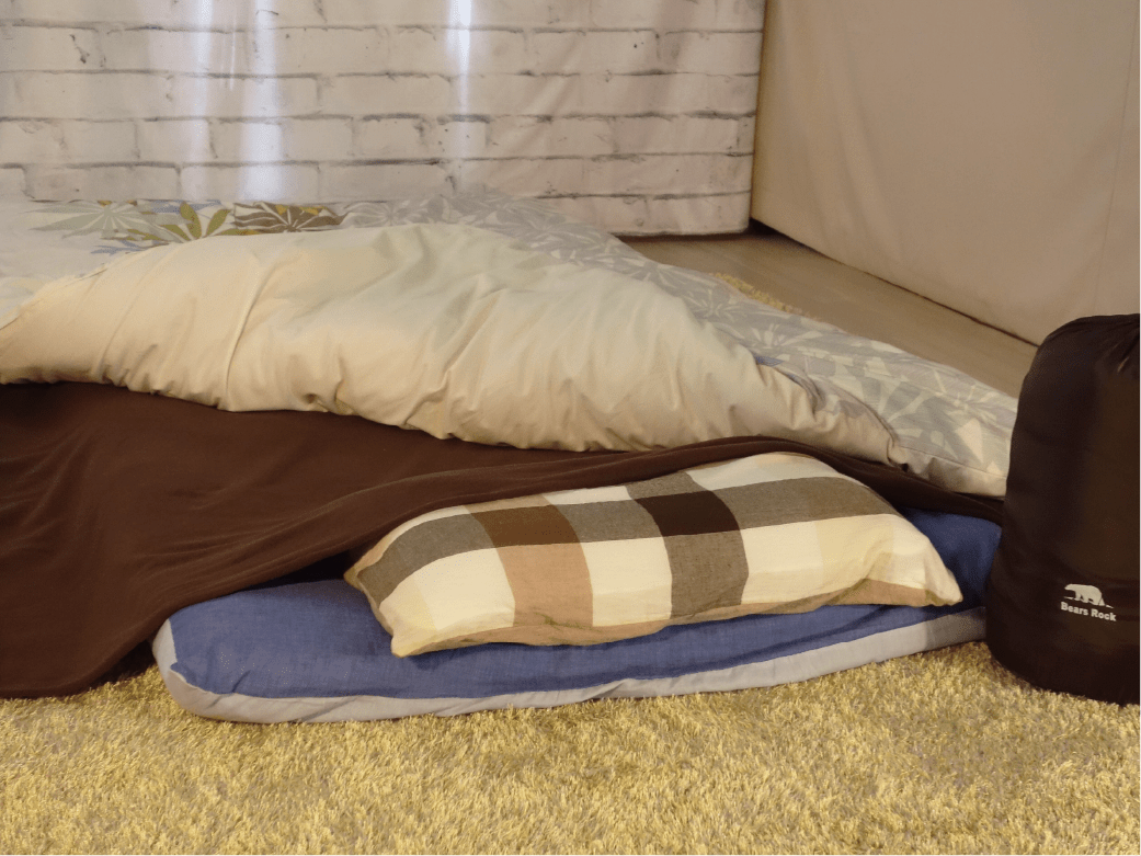 画像：上下を分離して毛布として